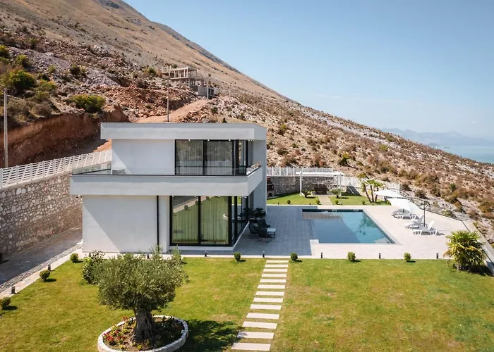 The Panoramic By Pikhost Široka