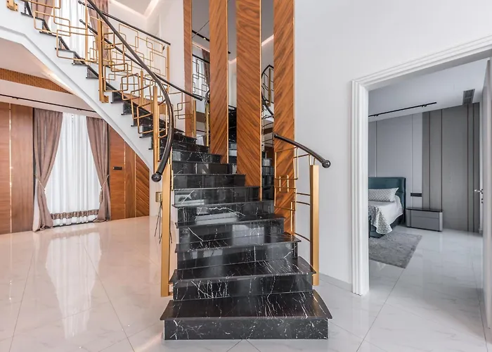 빌라 The Panoramic By Pikhost Široka