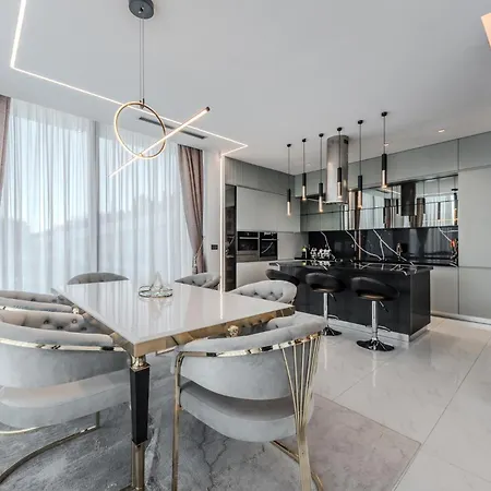 The Panoramic By Pikhost Široka