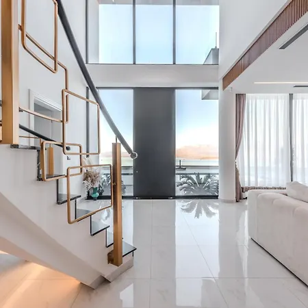 The Panoramic By Pikhost ヴィラ *