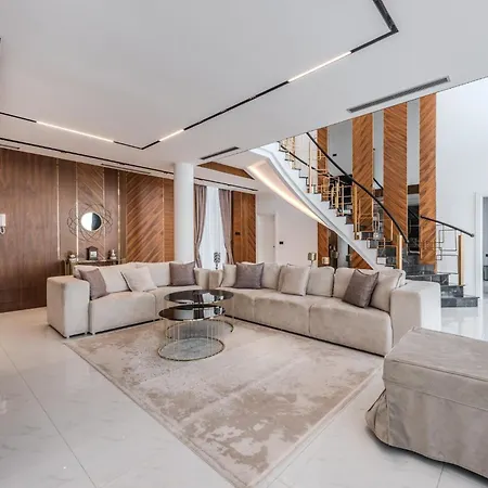 The Panoramic By Pikhost