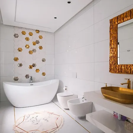 The Panoramic By Pikhost *