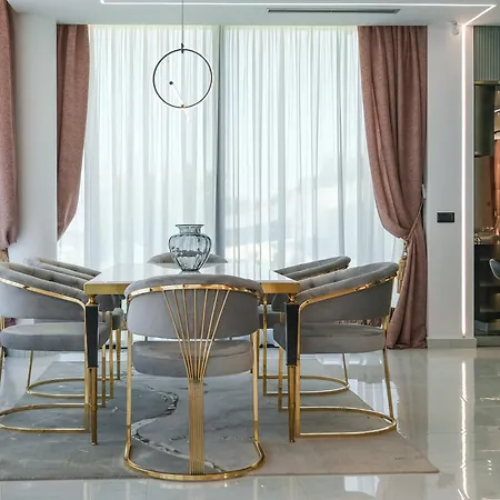 The Panoramic By Pikhost ヴィラ Široka