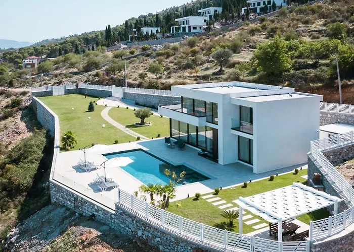 The Panoramic By Pikhost