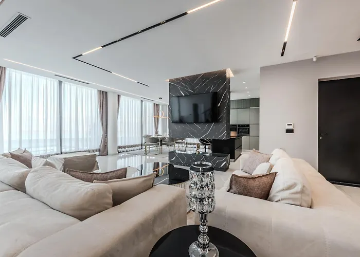 Villa The Panoramic By Pikhost