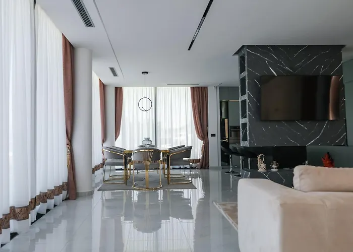 The Panoramic By Pikhost *