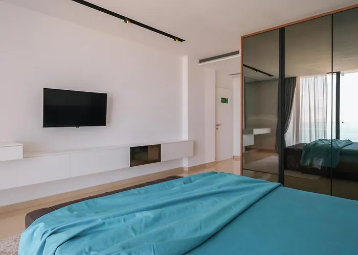 Villa The Panoramic By Pikhost Široka