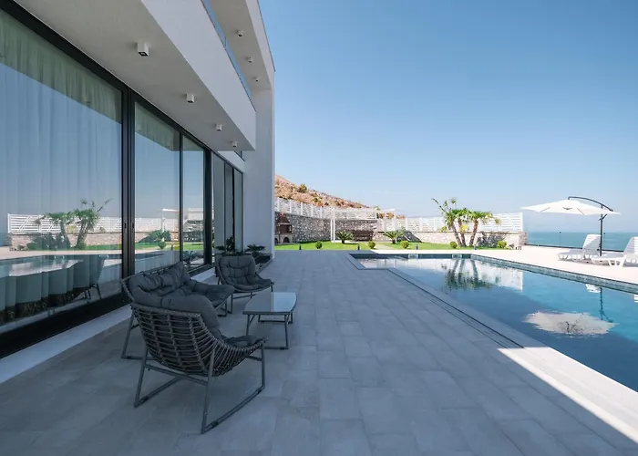 The Panoramic By Pikhost Villa