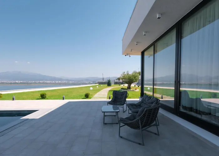 The Panoramic By Pikhost Villa Široka